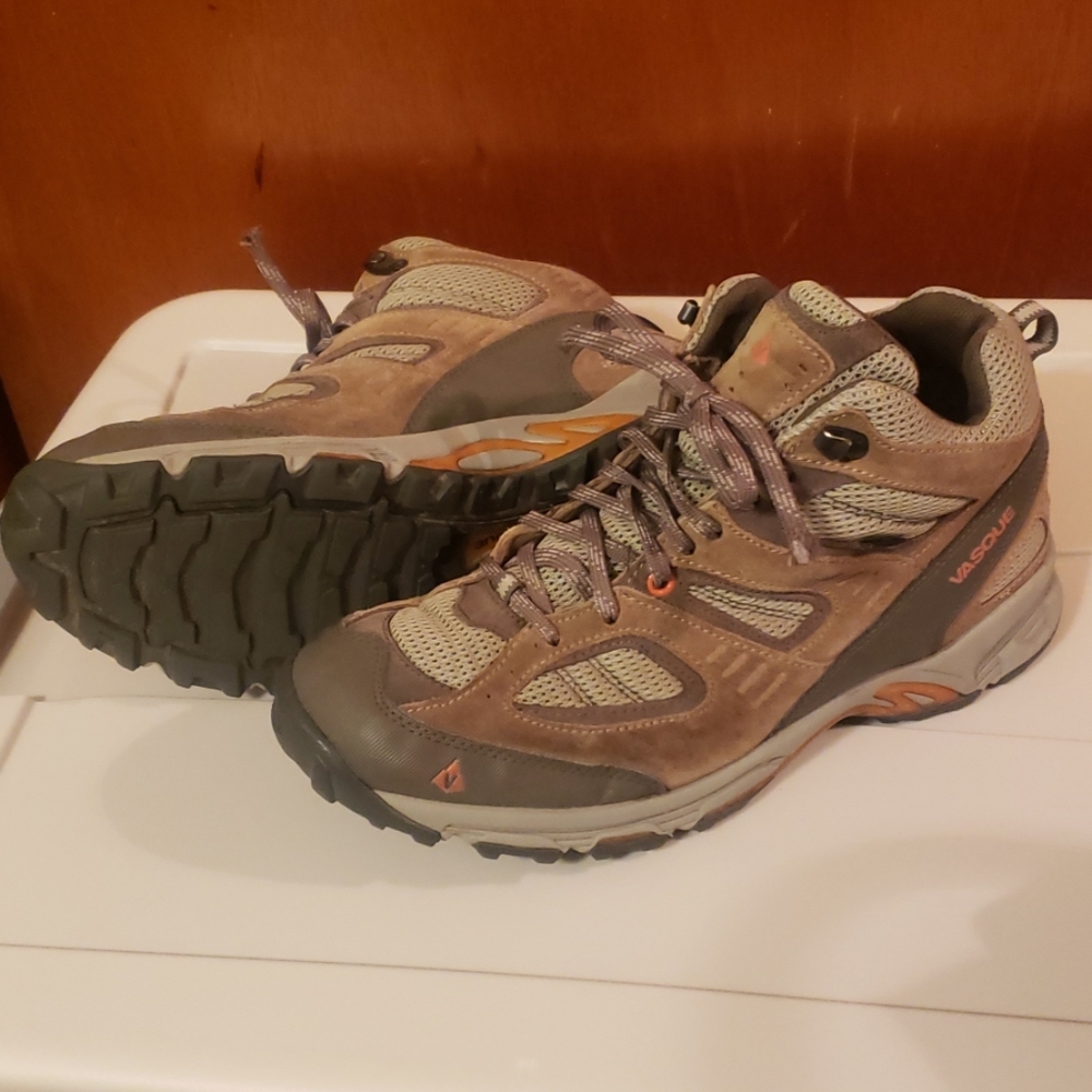 Vasque Hiking Boots, rugged outdoor ..
